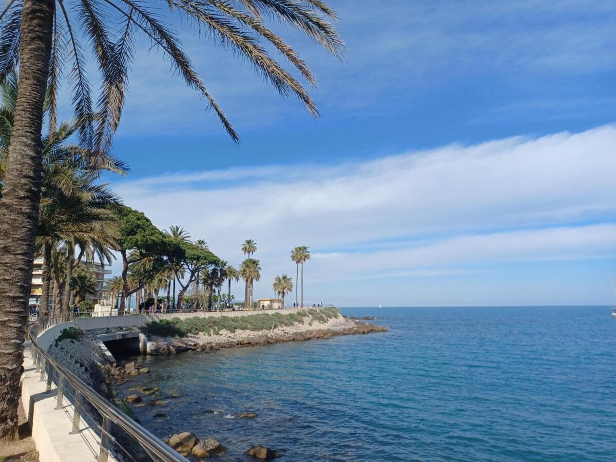 Juan Les Pins Tanit Studio Climatise Vue Sur Mer Piscine 앙티브 외부 사진